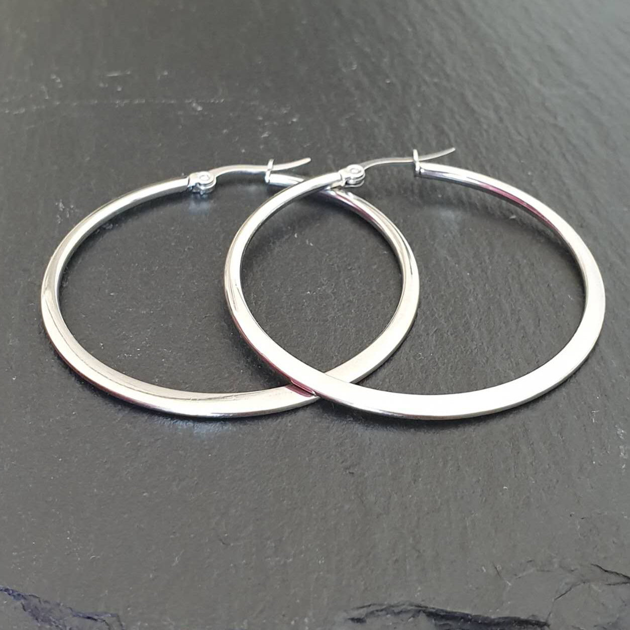 S. Steel hoop earrings - 28mm x 4mm/ high gloss