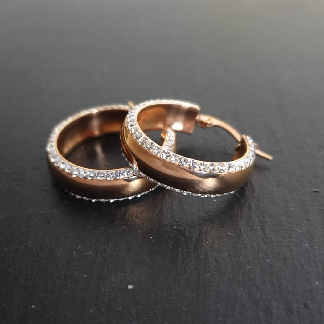 18k Rose Gold S. Steel Creolen mit Kristallen - 24mm x 6mm/ CC Kristallklar